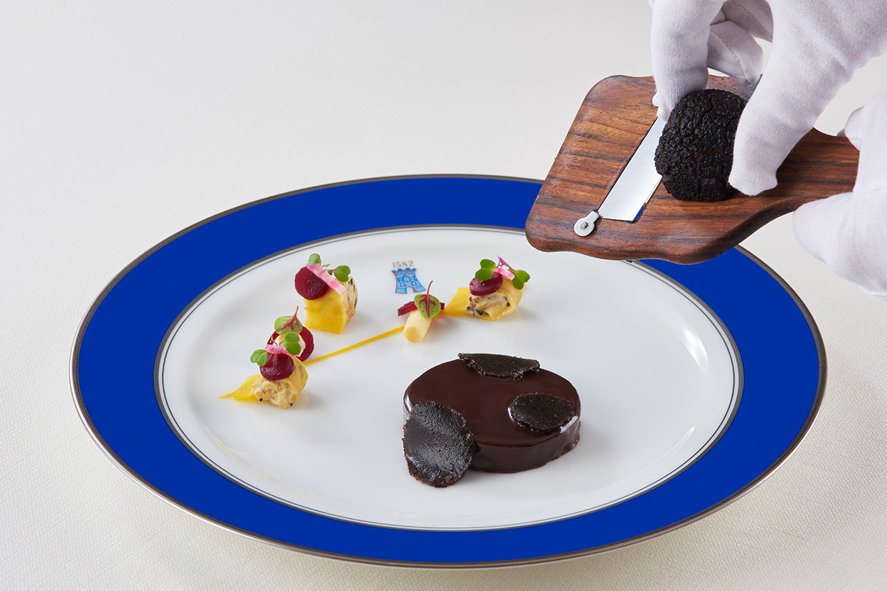 幼鴨のロワイヤル サルミソース